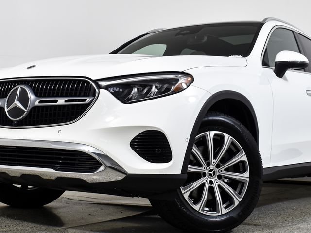 Certified Used 2025 White Mercedes-Benz GLC 300 image 7