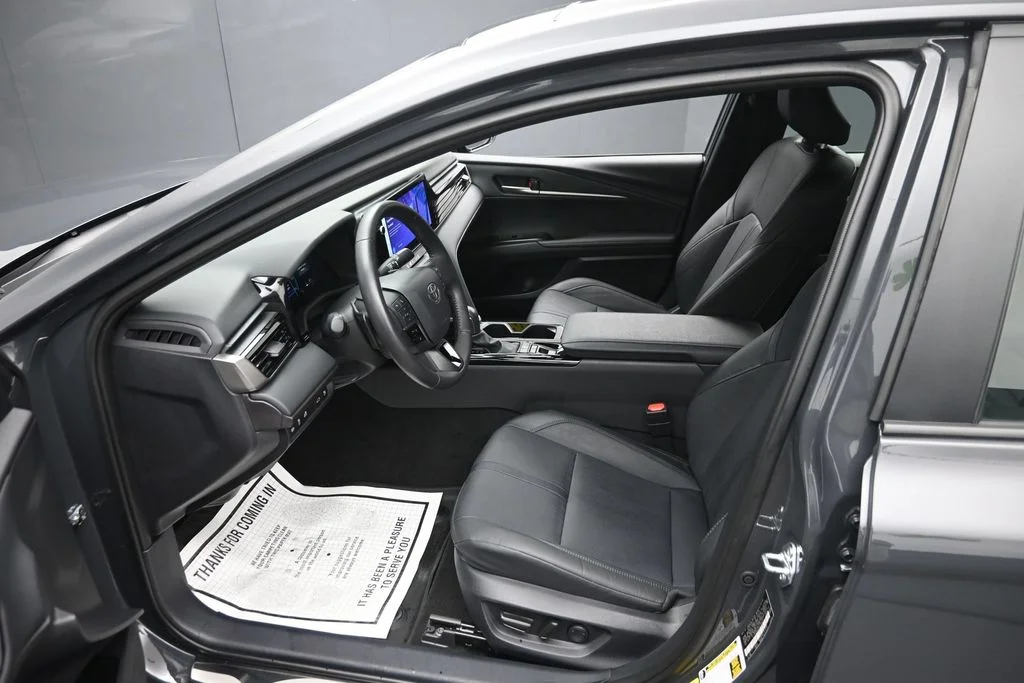 Used 2025  Toyota XSE image 9