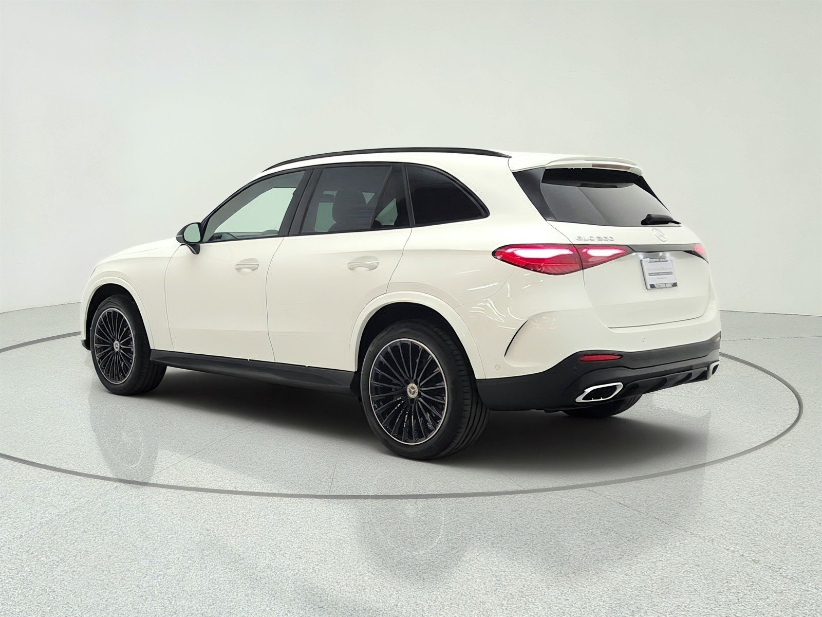 Certified Used 2023 Polar White Mercedes-Benz GLC 300 SUV image 7