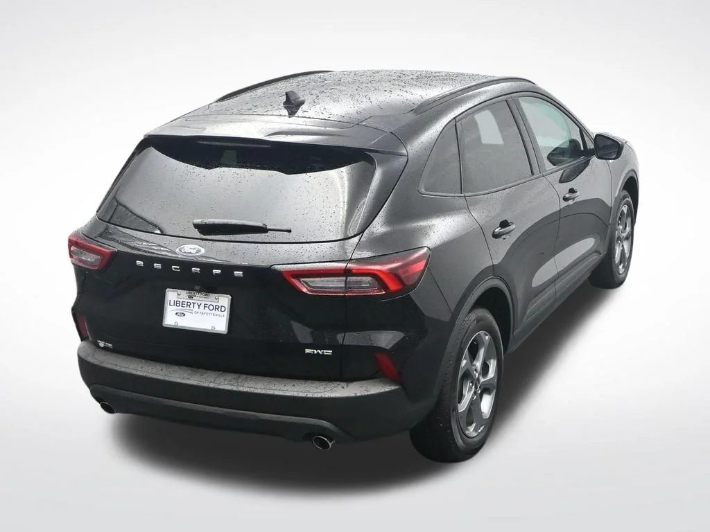 2025 Ford Escape ST-Line - Photo 28
