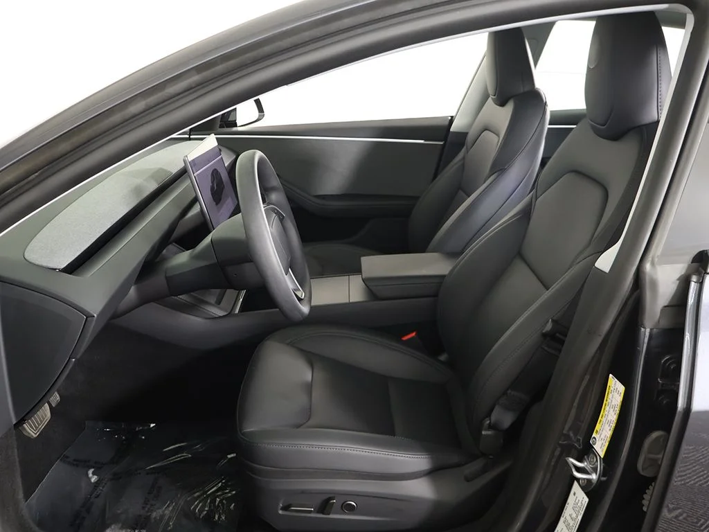 Used 2025 Stealth Gray Tesla Long Range image 32