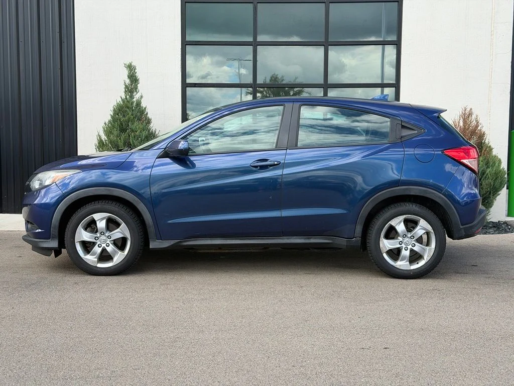 Used 2016 Blue Honda LX image 2