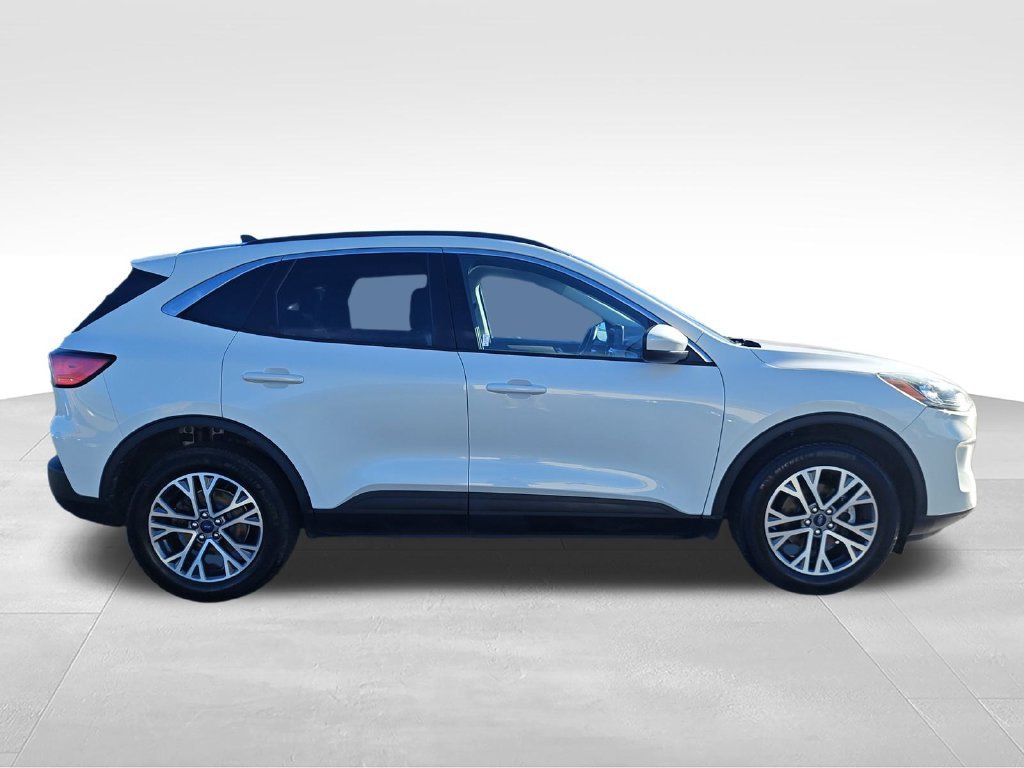 Used 2022 White Ford SEL image 6