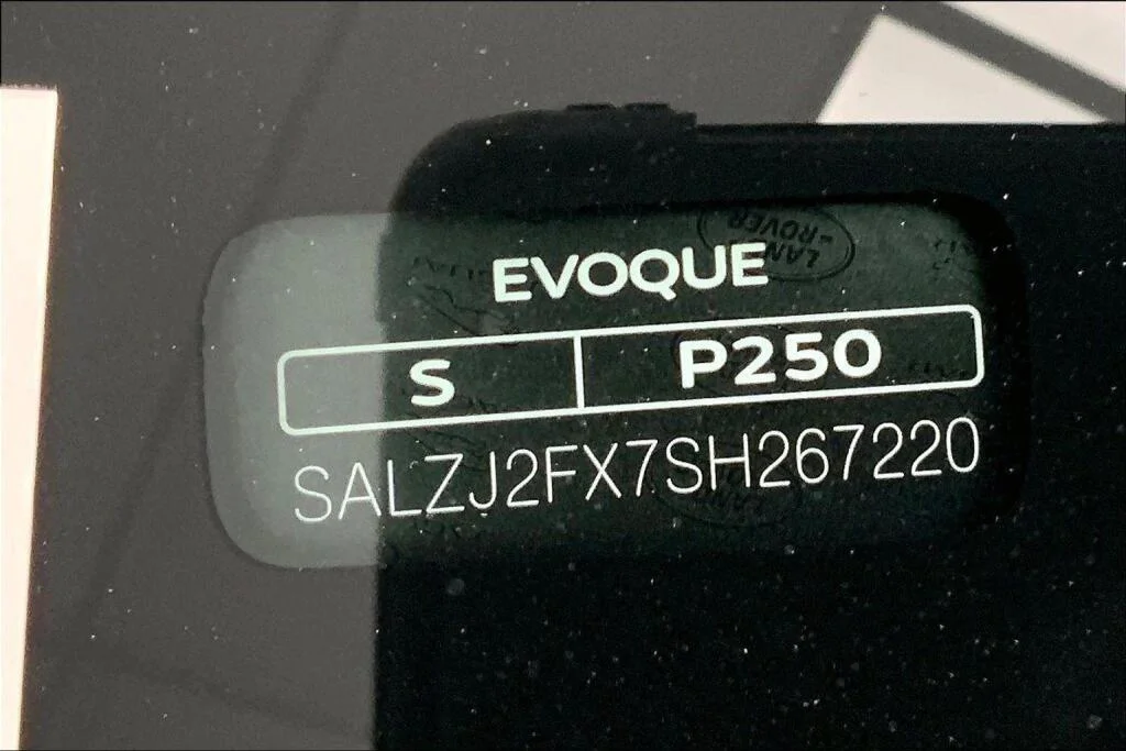 2025 Land Rover Range Rover Evoque S - Photo 14