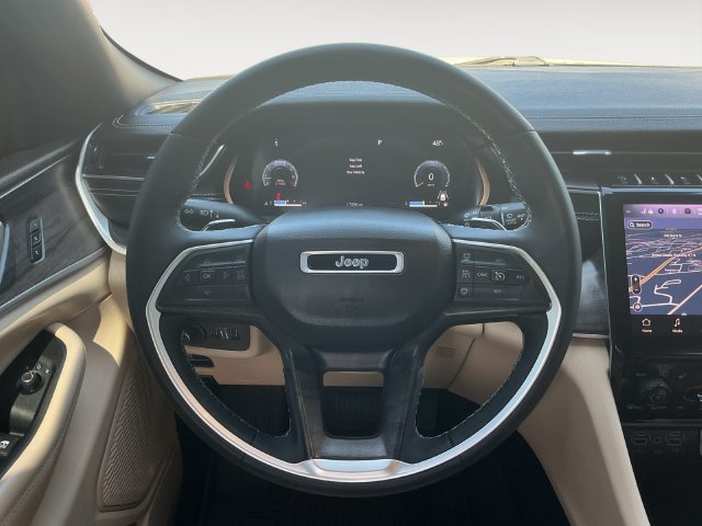 Used 2024 Black Jeep Limited image 12