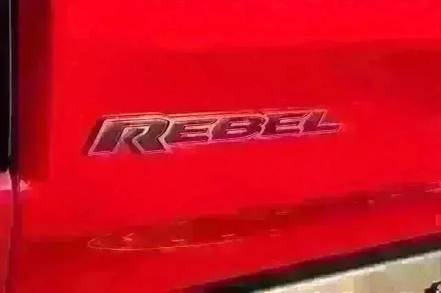 New 2026 Molten Red Pearl-Coat Exterior Paint RAM REBEL image 26