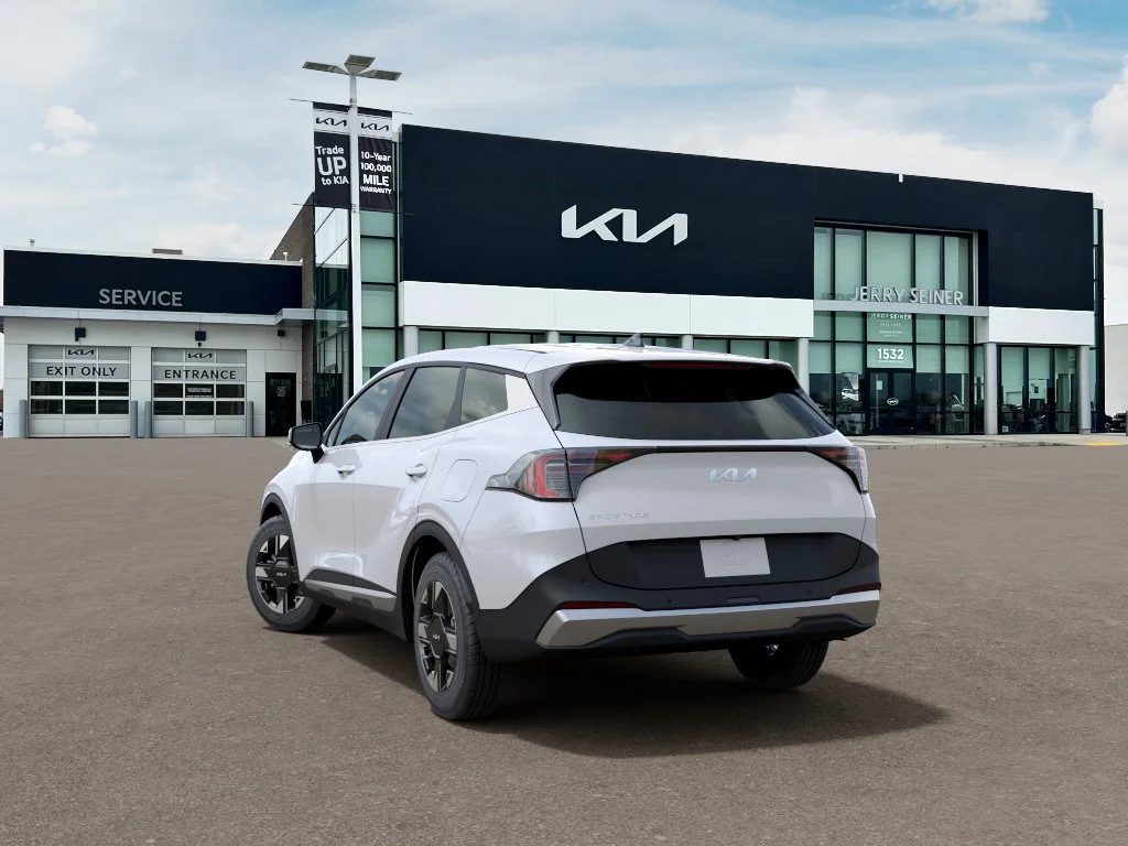 New 2027 Snow White Pearl Kia LX image 4