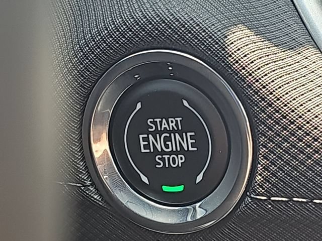 New 2026 Mosaic Black Metallic Chevrolet LT image 18