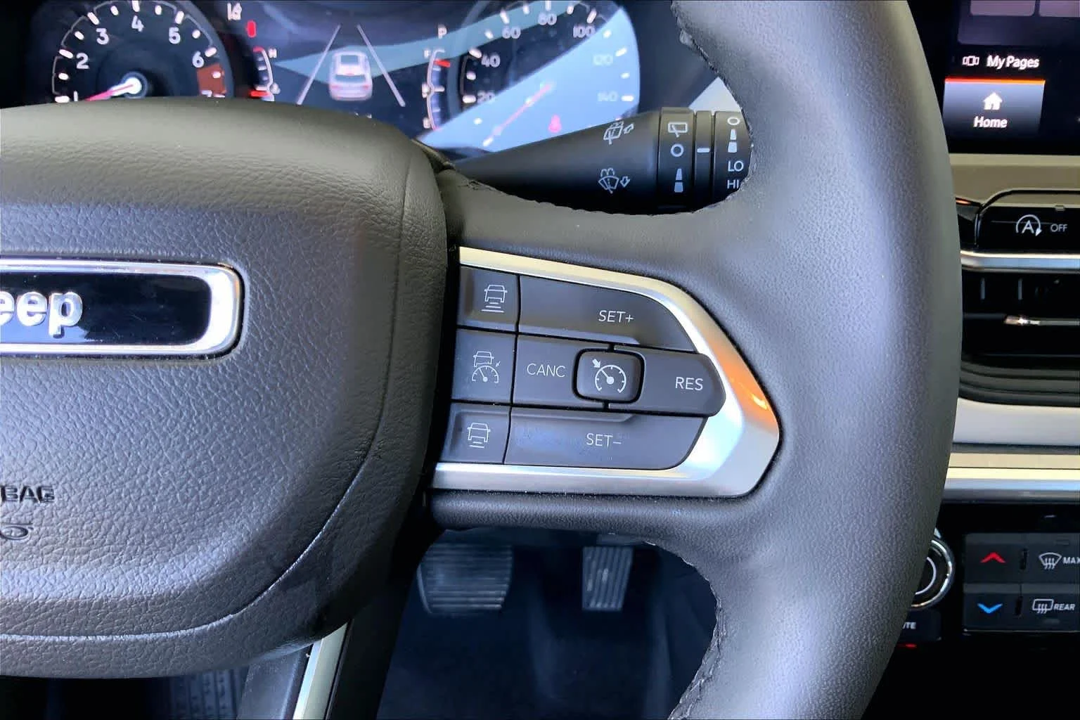 2025 Jeep Compass Limited - Photo 25