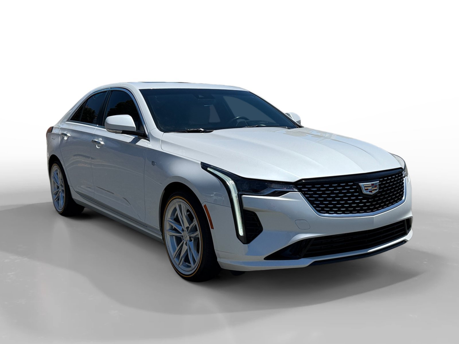 Used 2021 Crystal White Cadillac Luxury image 7