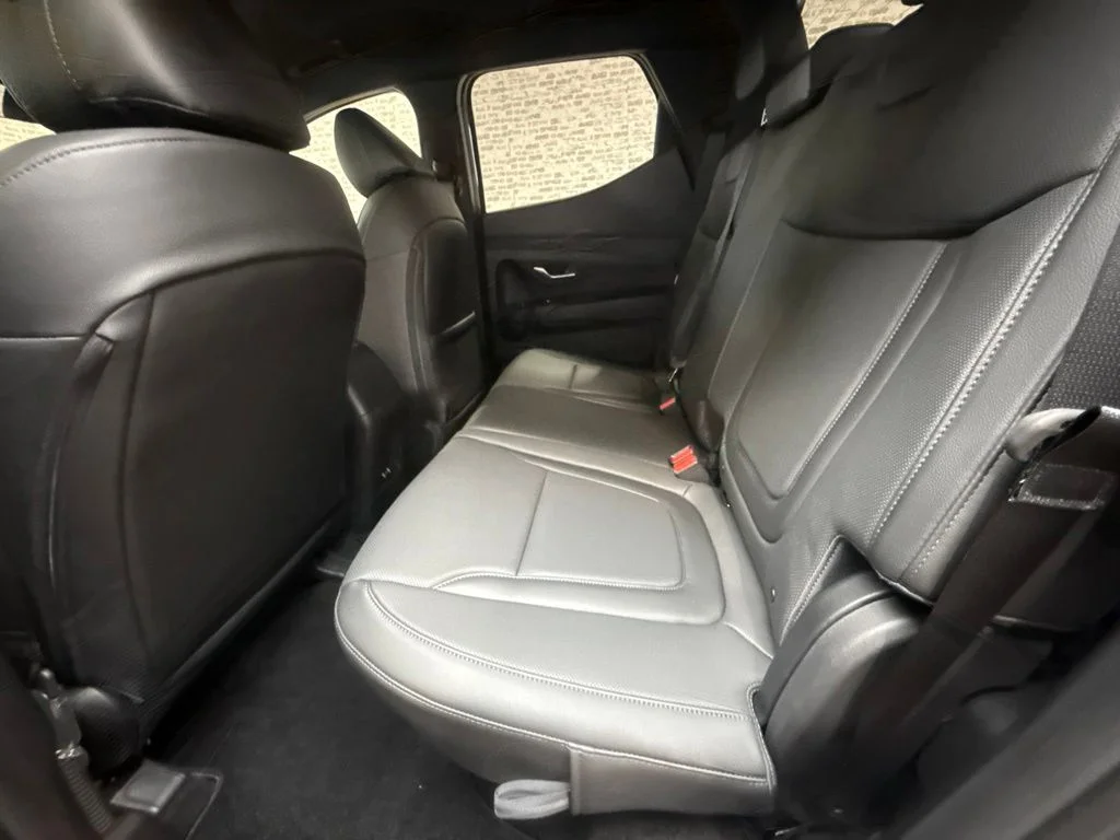 New 2027 Phantom Black Hyundai SE image 13