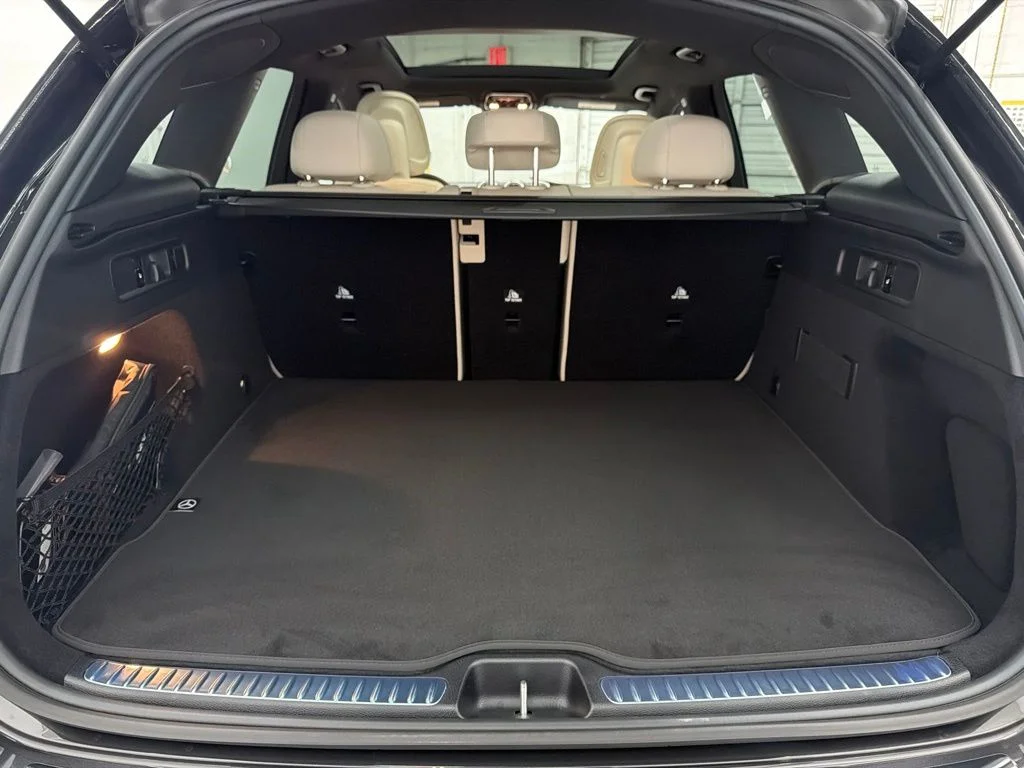 New 2027 Gray Mercedes-Benz GLC 300 image 23