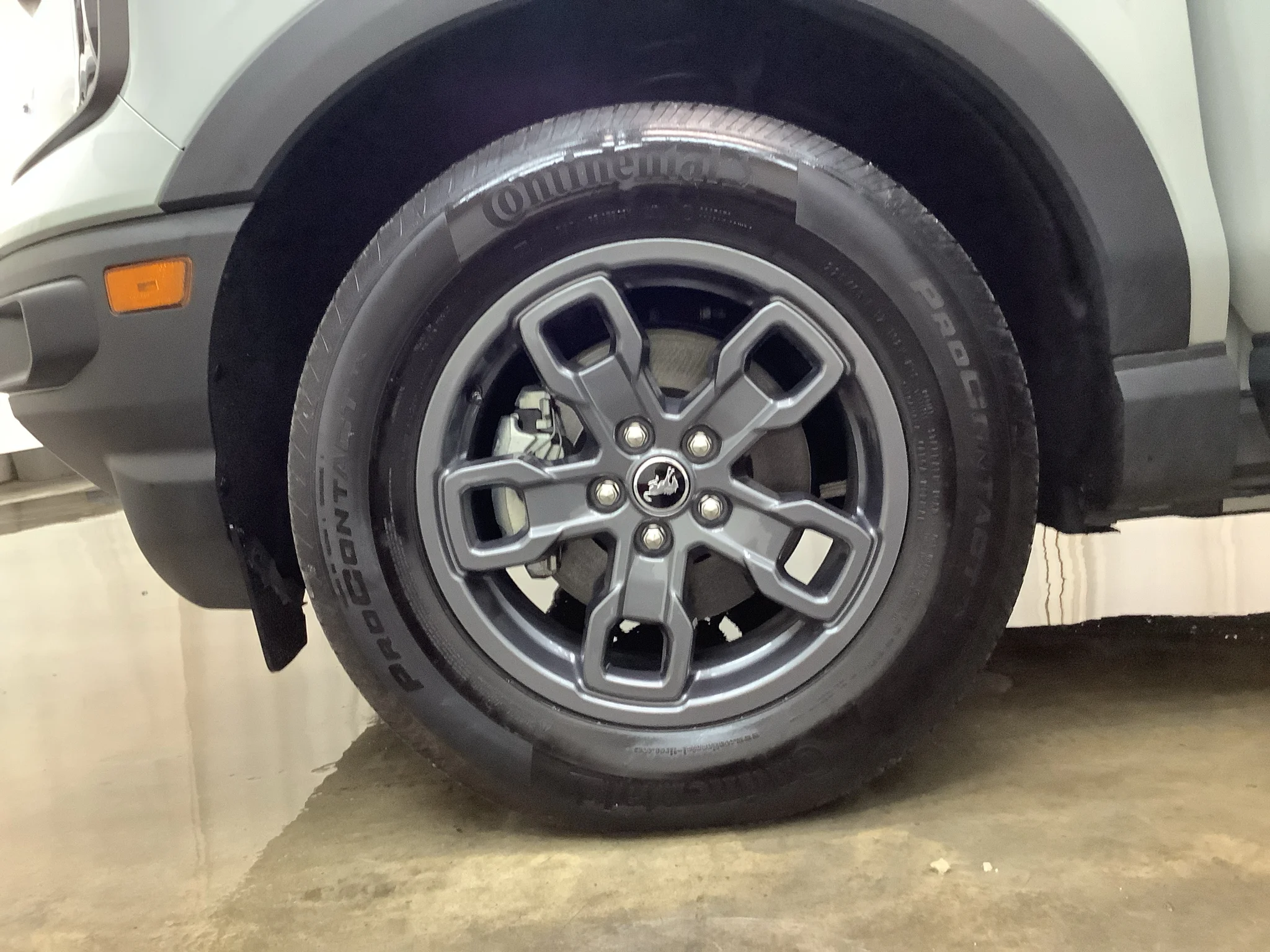 Used 2024 Cactus Gray Ford Big Bend image 24