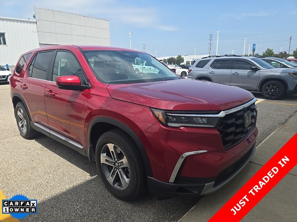Used 2025 Red Honda EX-L image 2