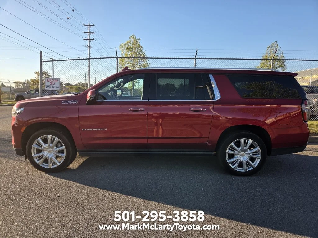 Used 2021 Red Chevrolet High Country image 7