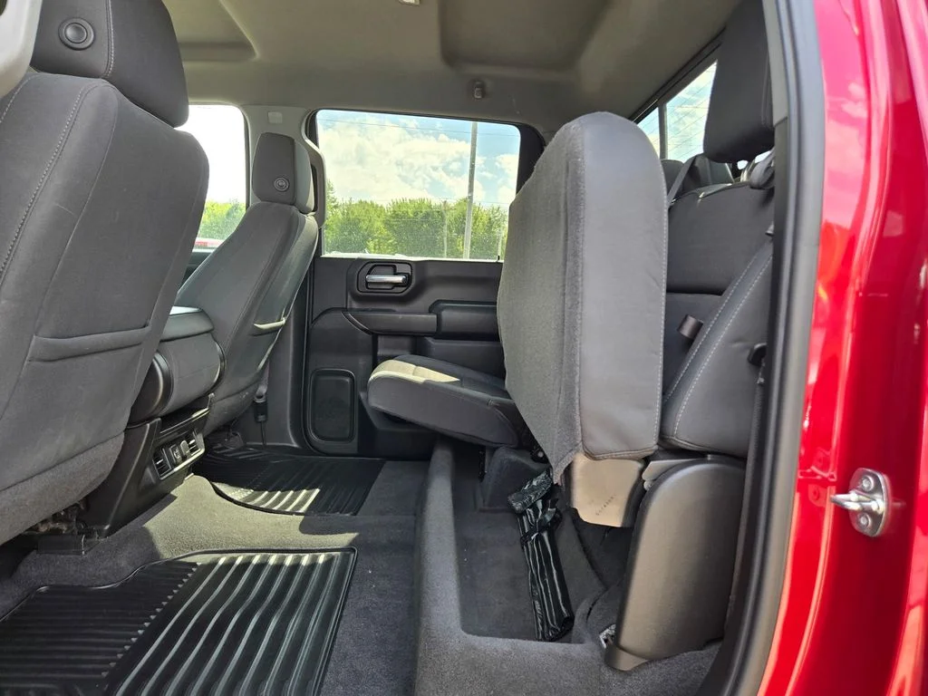 Used 2020 Red Chevrolet LT image 24
