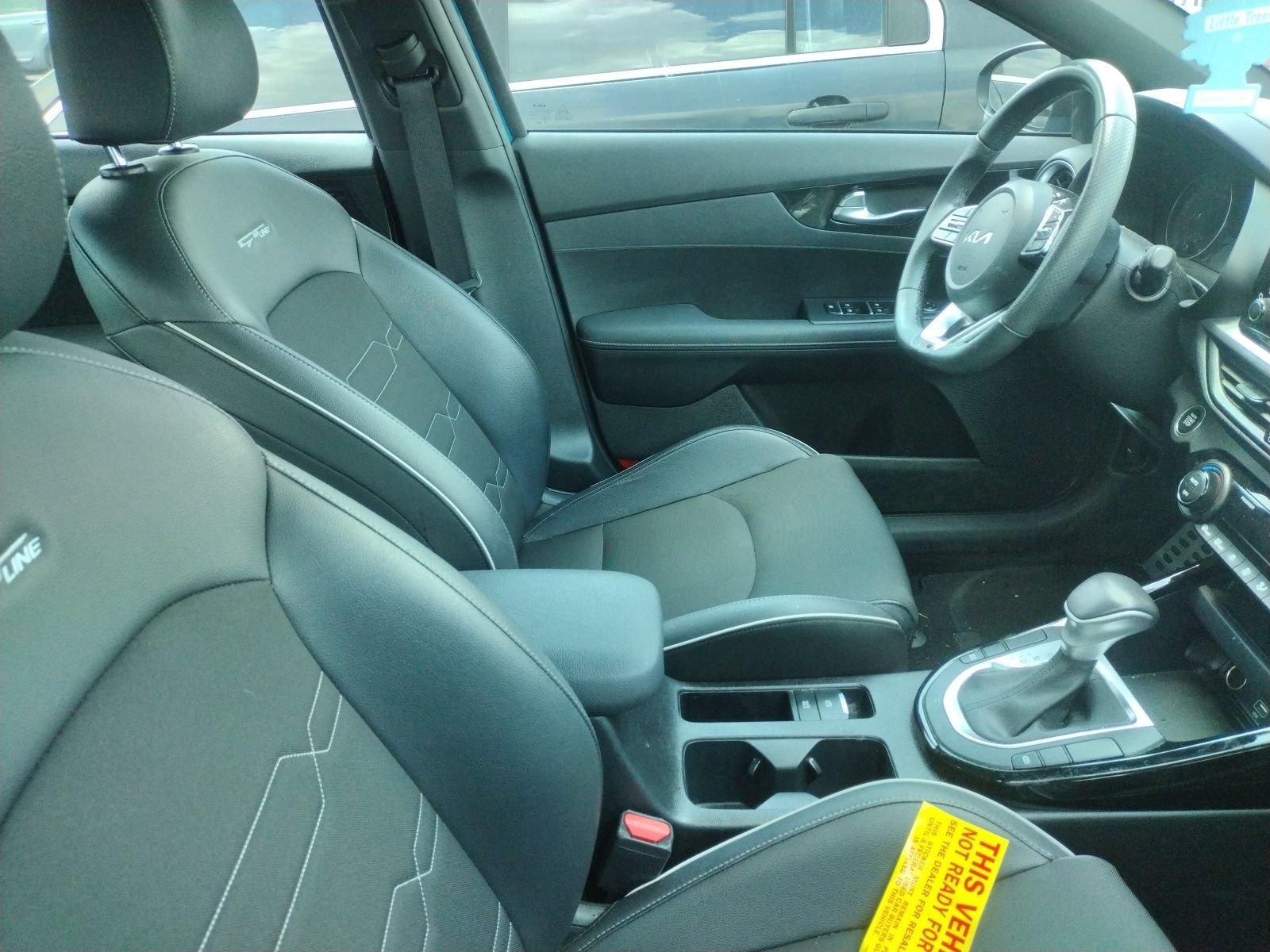 Used 2022 Blue Kia GT-Line image 3