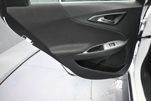Used 2024 White Chevrolet LT image 18