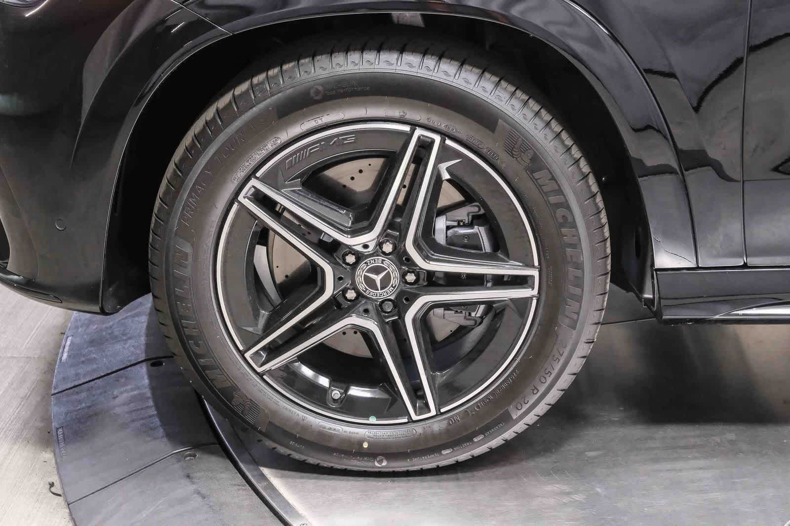 New 2026 Black Mercedes-Benz GLE 450 image 51