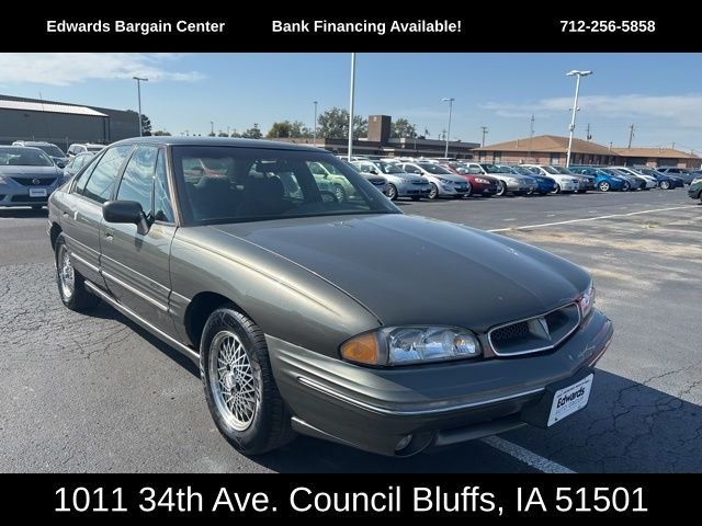 Used 1997 Pontiac Bonneville SE with VIN 1G2HX52K0VH224537 for sale in Council Bluffs, IA