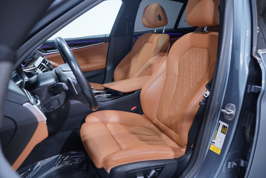 Used 2022 Bluestone Metallic BMW 530i image 7