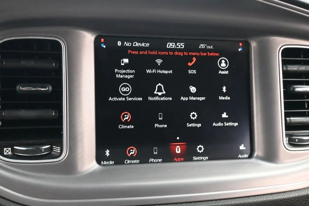 Used 2023 Pitch Black Clearcoat Dodge SXT image 18