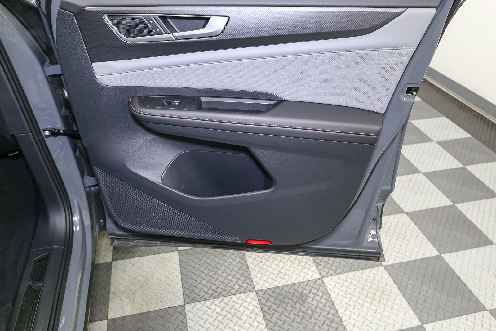 Used 2025 Pure Gray Volkswagen 2.0T Peak Edition image 24