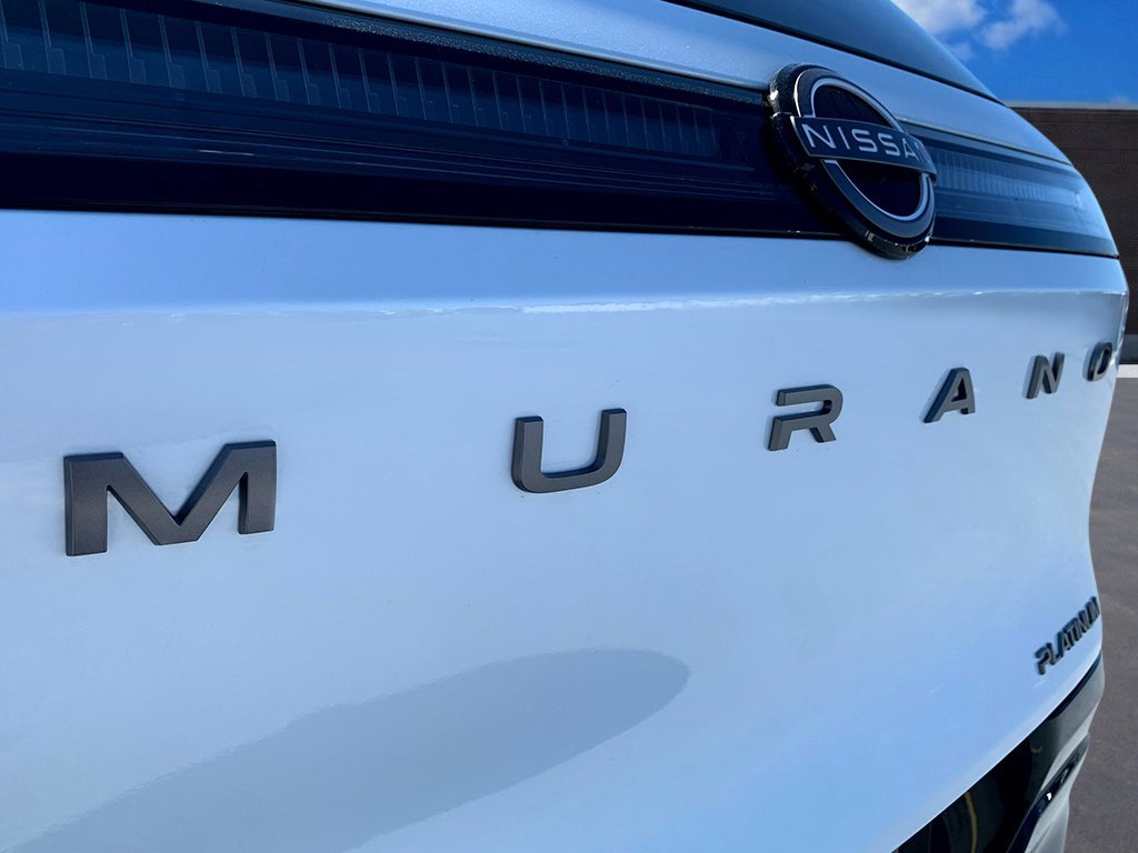 New 2026 Everest White Pearl Tricoat/Super Black Nissan Platinum image 10