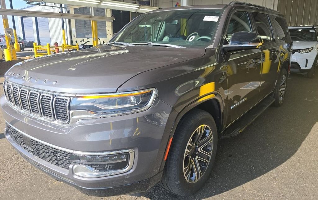 2023 Jeep Wagoneer L Series I 4WD's photo