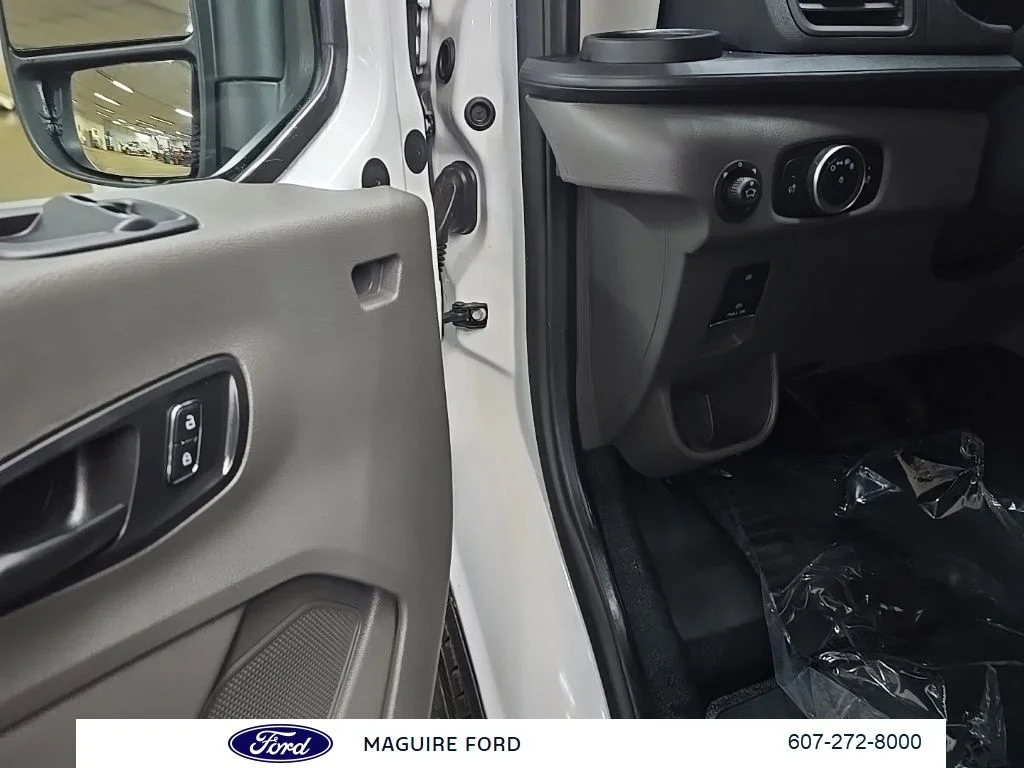 Used 2025 White Ford Base image 30