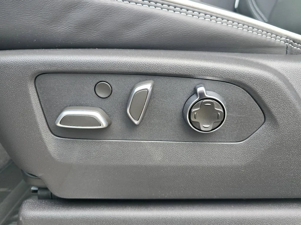 2026 GMC Sierra 2500HD AT4X - Photo 16