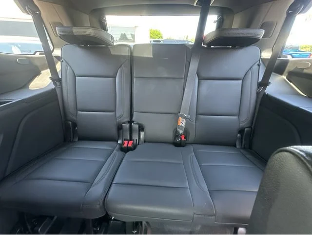 Used 2025 Sterling Gray Metallic Chevrolet High Country image 19