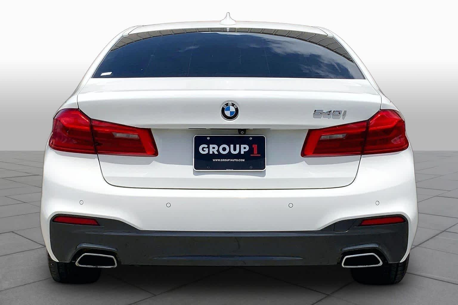 Used 2018 Mineral White Metallic BMW 540i image 5