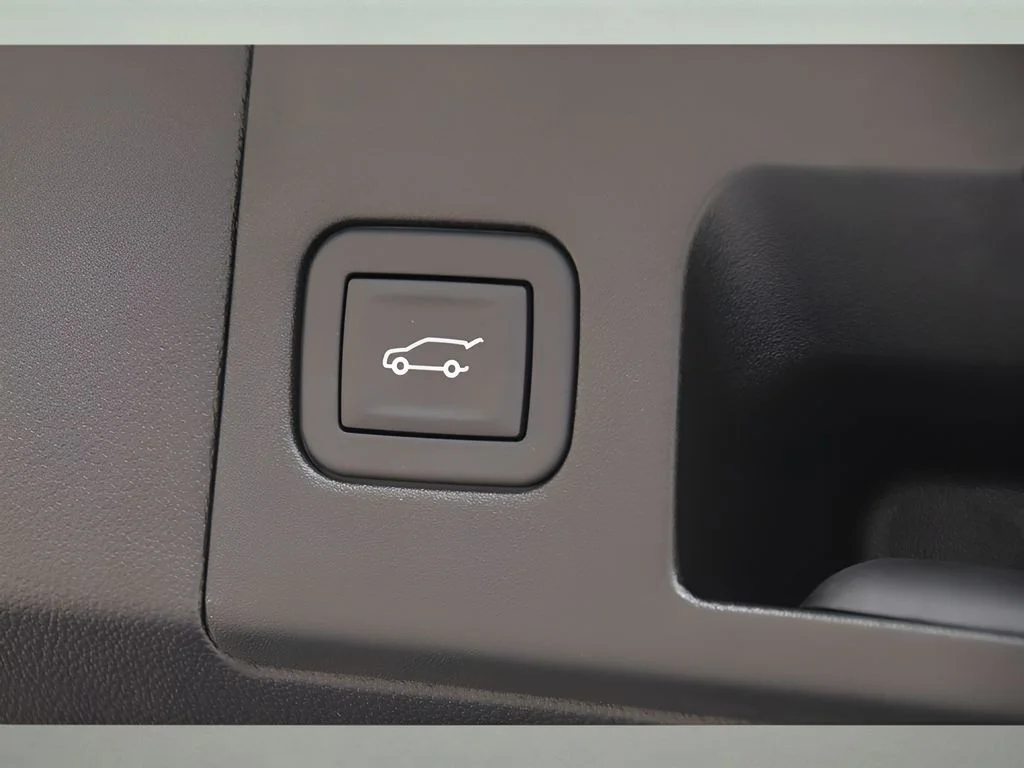2025 Cadillac XT5 Premium Luxury - Photo 24