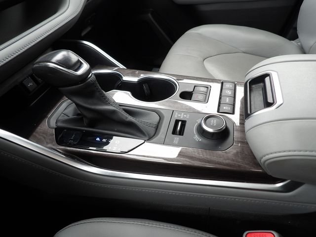 Used 2020 Celestial Silver Metallic Toyota Limited image 36