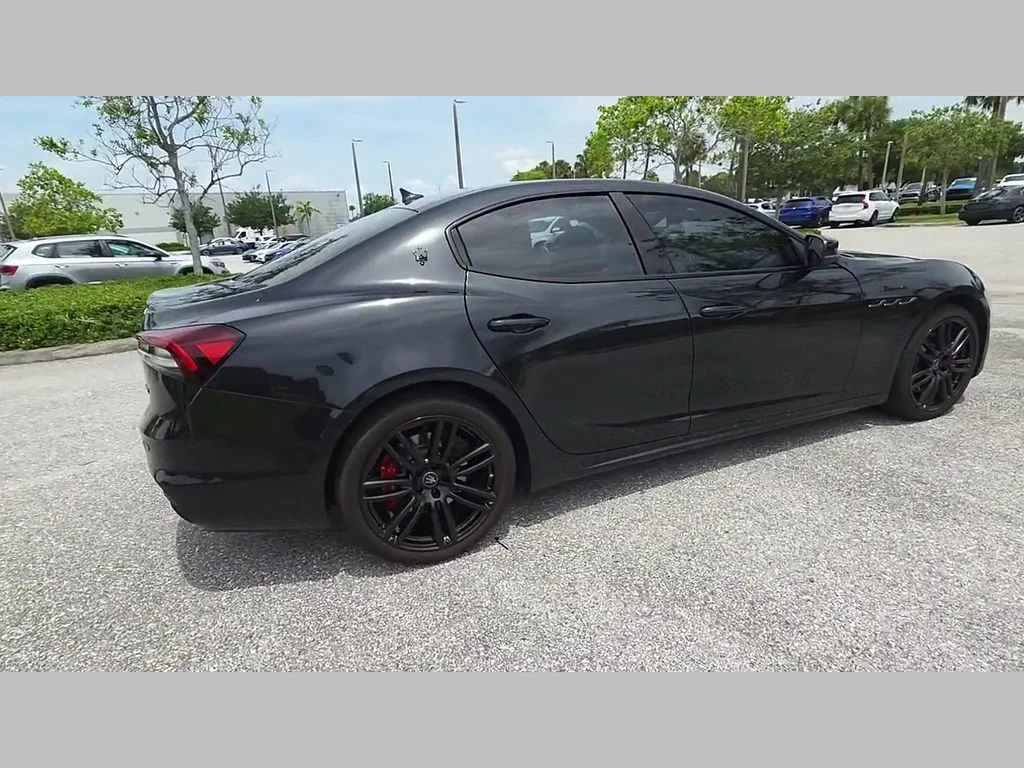 Used 2023 Nero Noctis Black Maserati Modena image 40