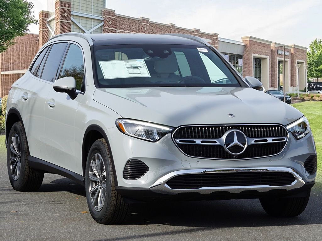Used 2026 MANUFAKTUR Alpine Grey Mercedes-Benz GLC 300 image 3