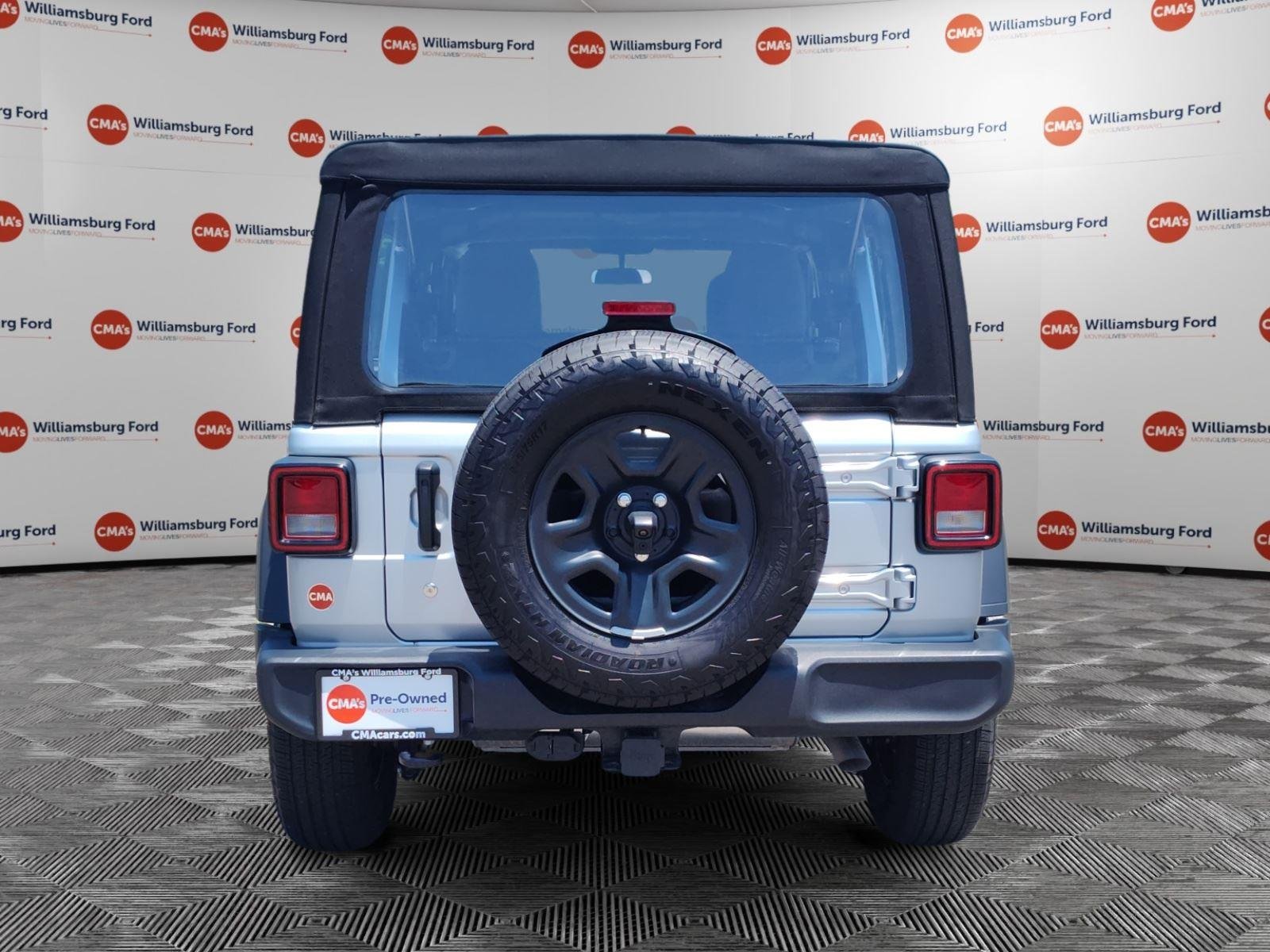 Used 2024 Silver Zynith Clearcoat Jeep Sport S image 4