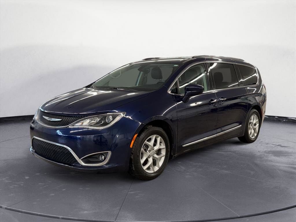 Used 2018 Chrysler Pacifica Touring L with VIN 2C4RC1BG7JR310457 for sale in Terre Haute, IN