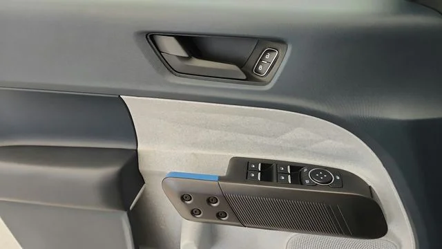 New 2026 Carbonized Gray Metallic Ford XLT image 18