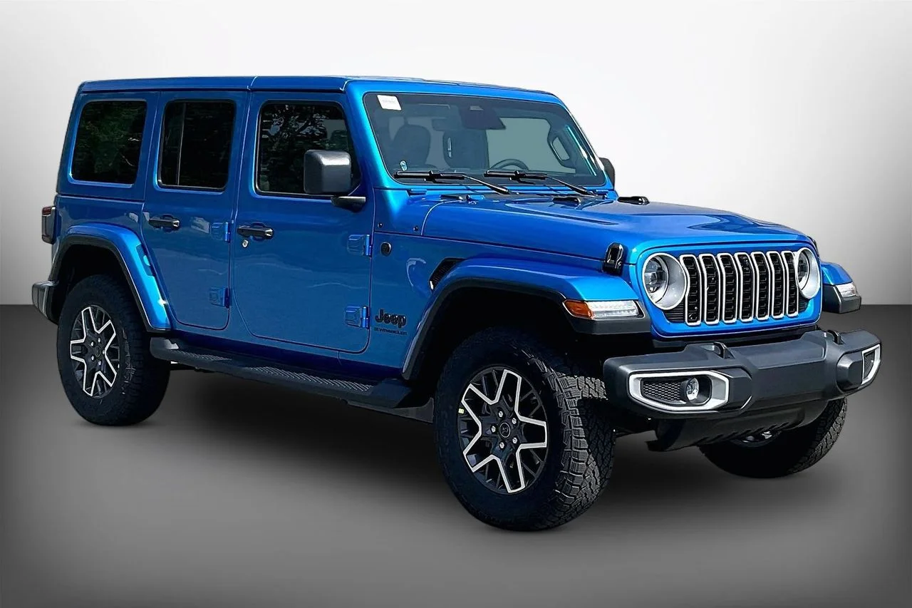 New 2026 Hydro Blue Pearl-Coat Exterior Paint Jeep Sahara image 2