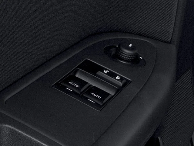 Used 2014 Black Dodge SXT image 21
