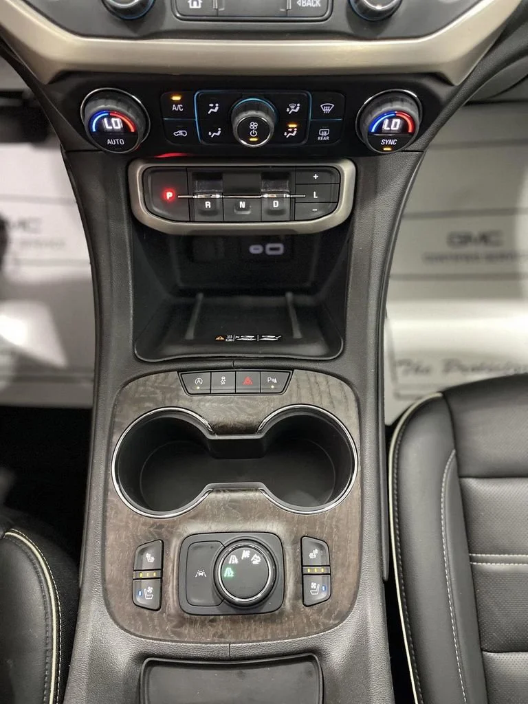 2023 GMC Acadia Denali - Photo 22