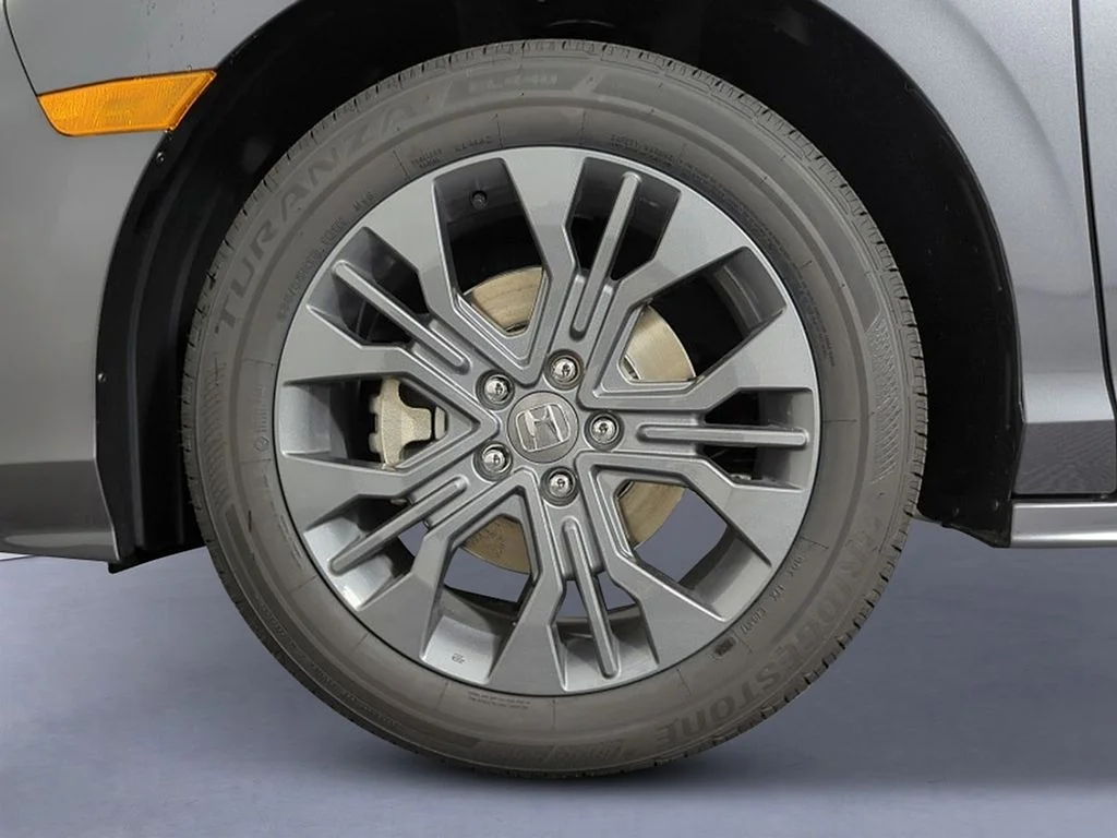New 2026 Modern Steel Metallic Honda Touring image 8