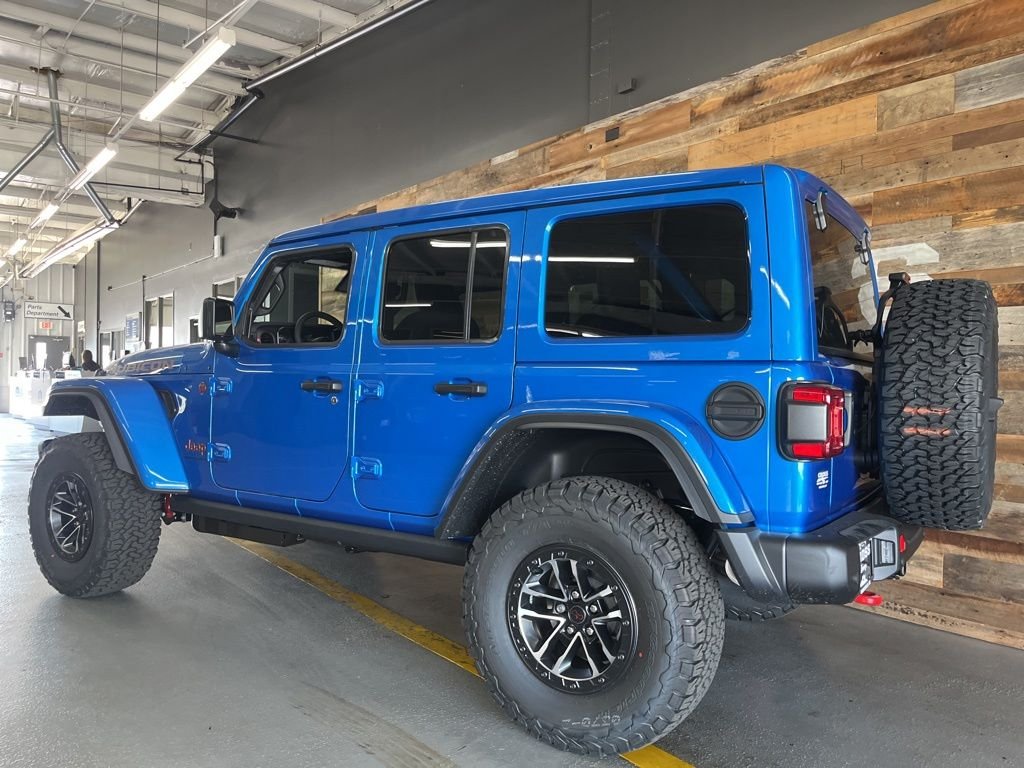 New 2026 Hydro Blue Pearl-Coat Exterior Paint Jeep Rubicon X image 22