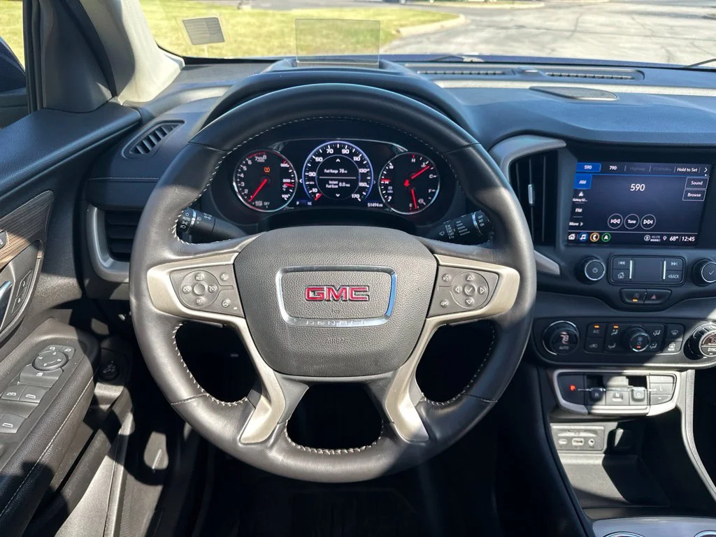 Used 2022 Marine Metallic GMC Denali image 15