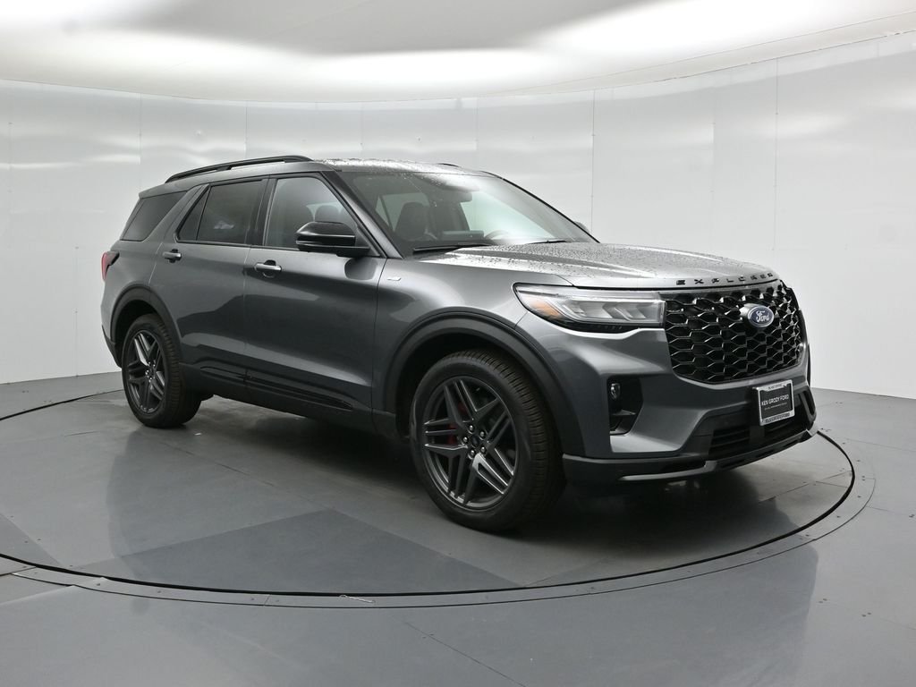 New 2026 Carbonized Gray Metallic Ford ST-Line image 56