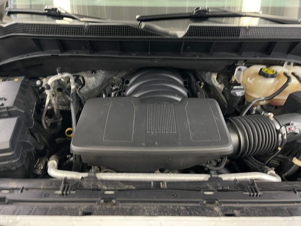 Used 2021 IRIDESCENT PEARL TRICOAT Chevrolet High Country image 33