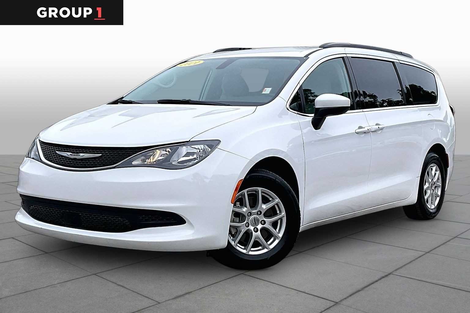 Pre-Owned 2021 Chrysler Voyager LXI