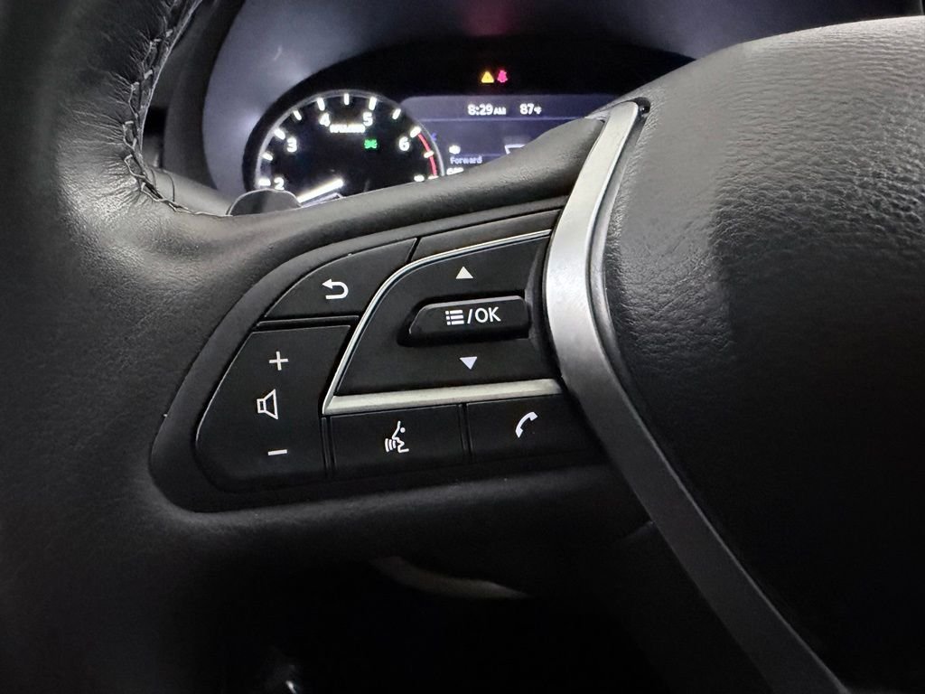 Used 2023 Gray INFINITI LUXE image 25
